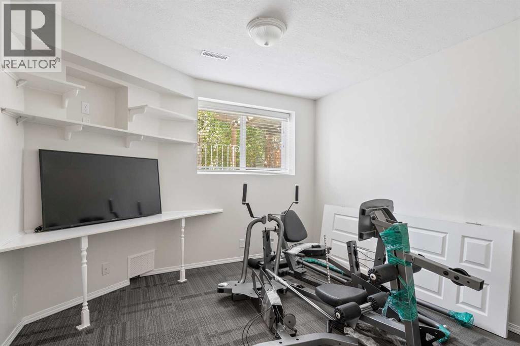 Single Family House for Sale in  Mt Douglas Close SE McKenzie Lake Calgary 