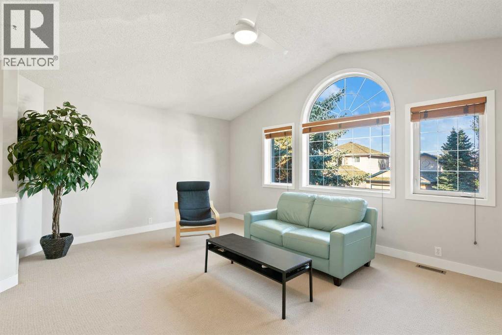 Single Family House for Sale in  Mt Douglas Close SE McKenzie Lake Calgary 