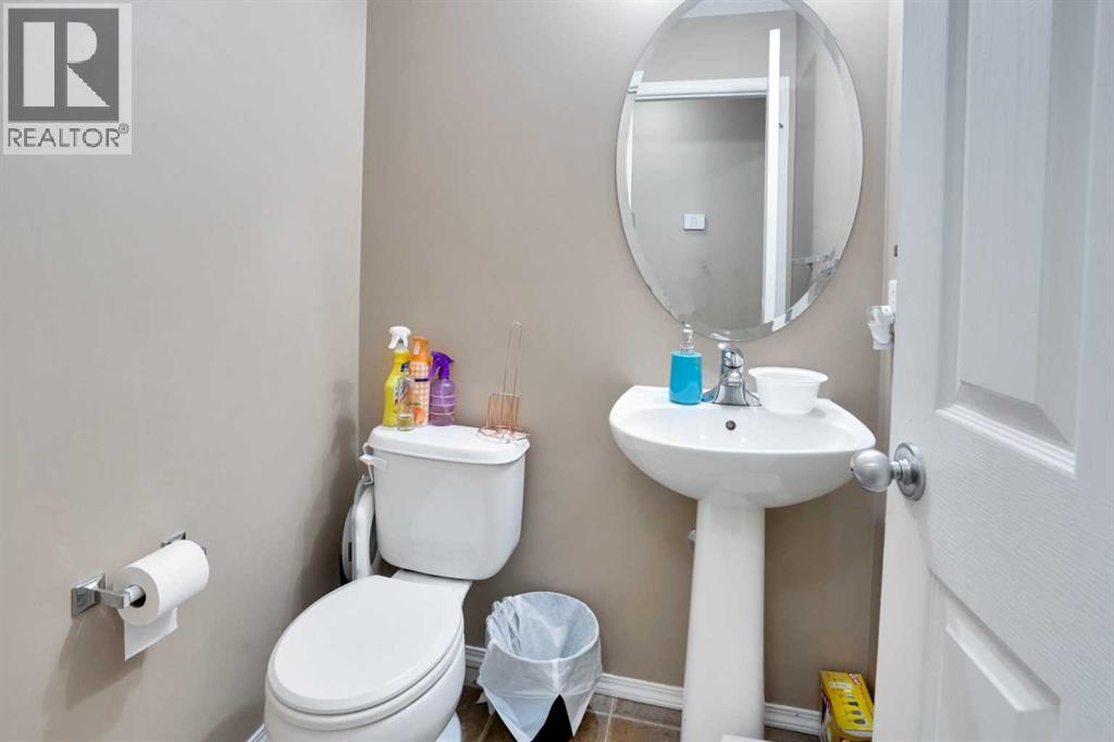 Single Family House for Sale in  Covehaven Terrace NE Coventry Hills Calgary 