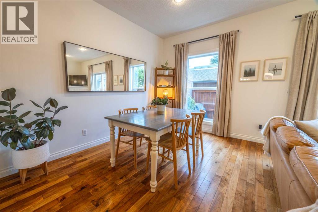 Single Family House for Sale in    Avenue NW Parkdale Calgary 