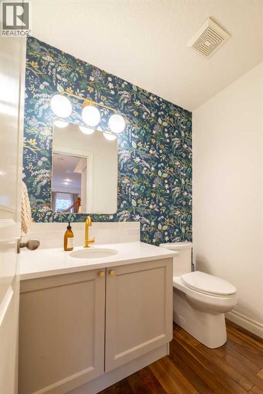 Single Family House for Sale in    Avenue NW Parkdale Calgary 