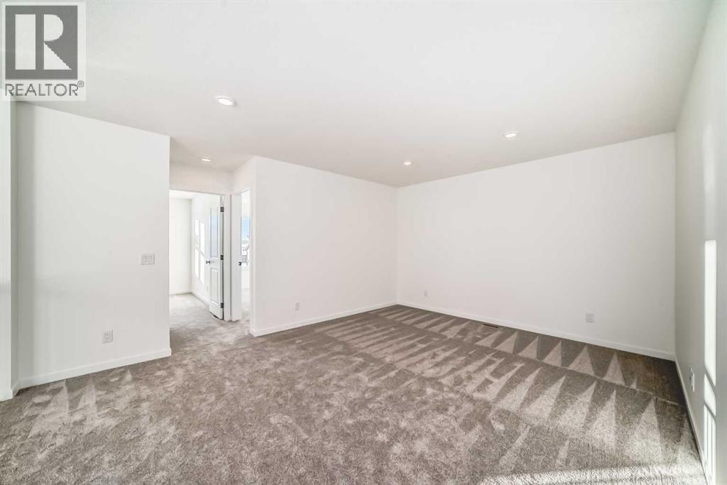 Single Family House for Sale in  Bartlett Row SE Rangeview Calgary 