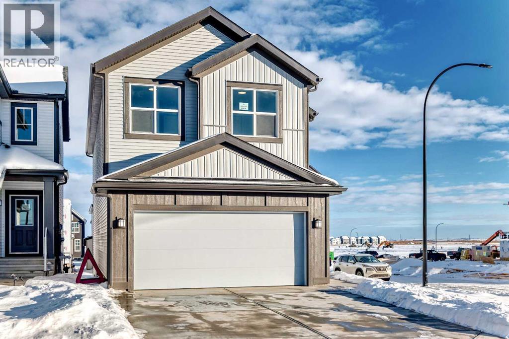 Single Family House for Sale in  Bartlett Row SE Rangeview Calgary 