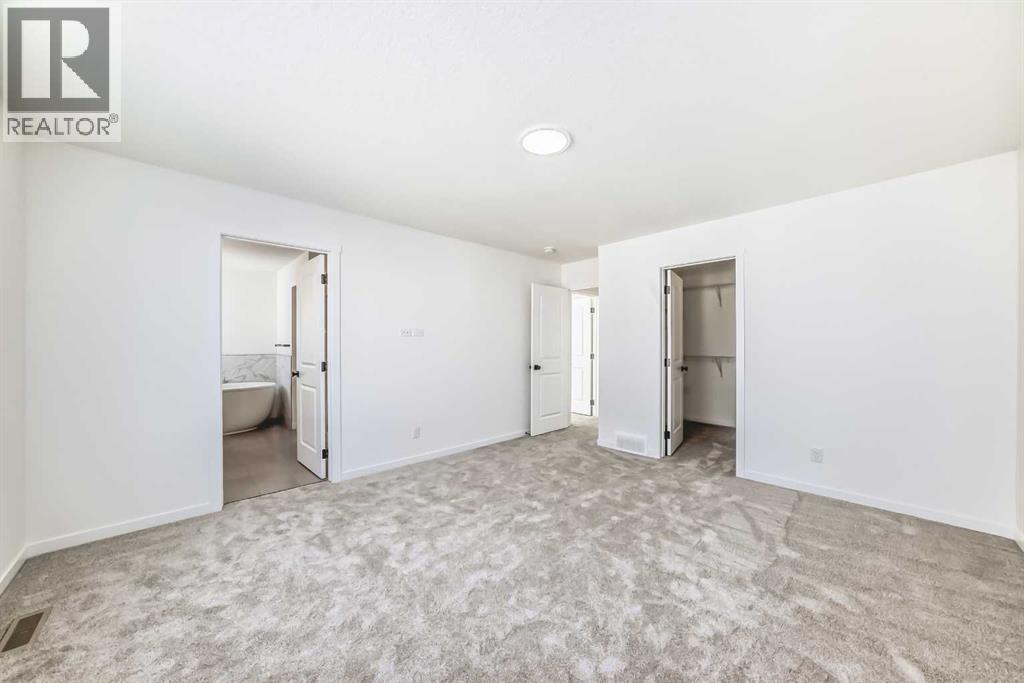 Single Family House for Sale in  Bartlett Row SE Rangeview Calgary 