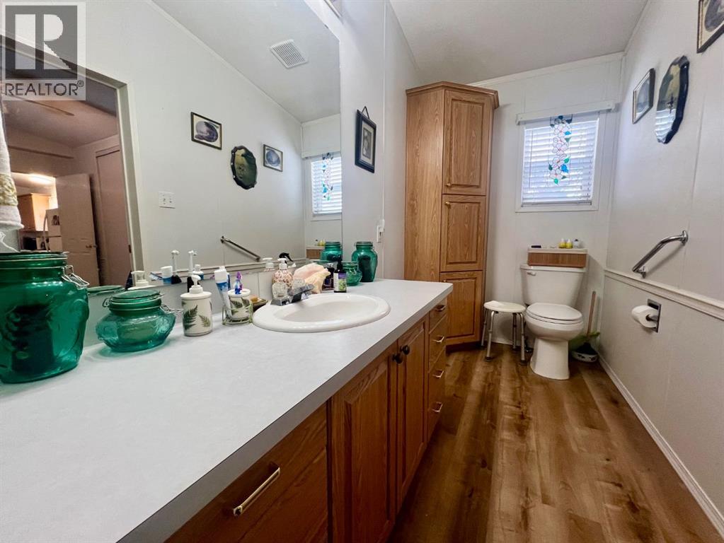 37543 England Way, Rural Red Deer County