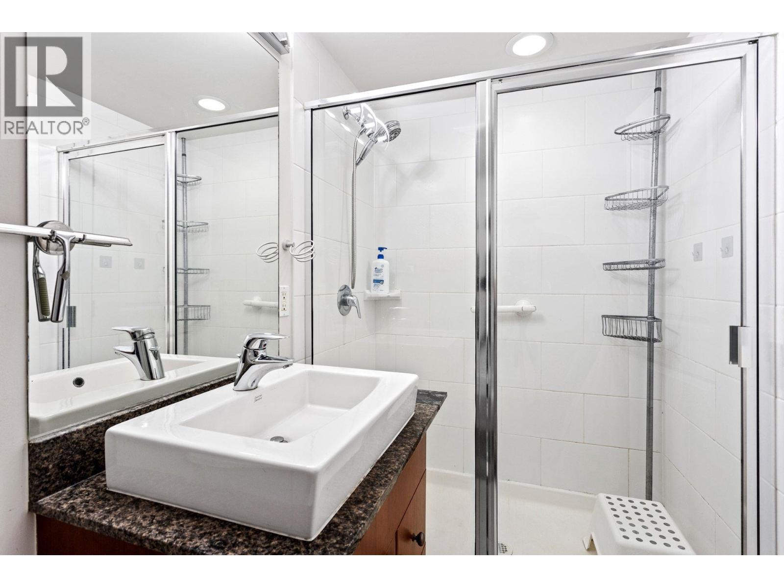 1106 610 VICTORIA STREET, New Westminster