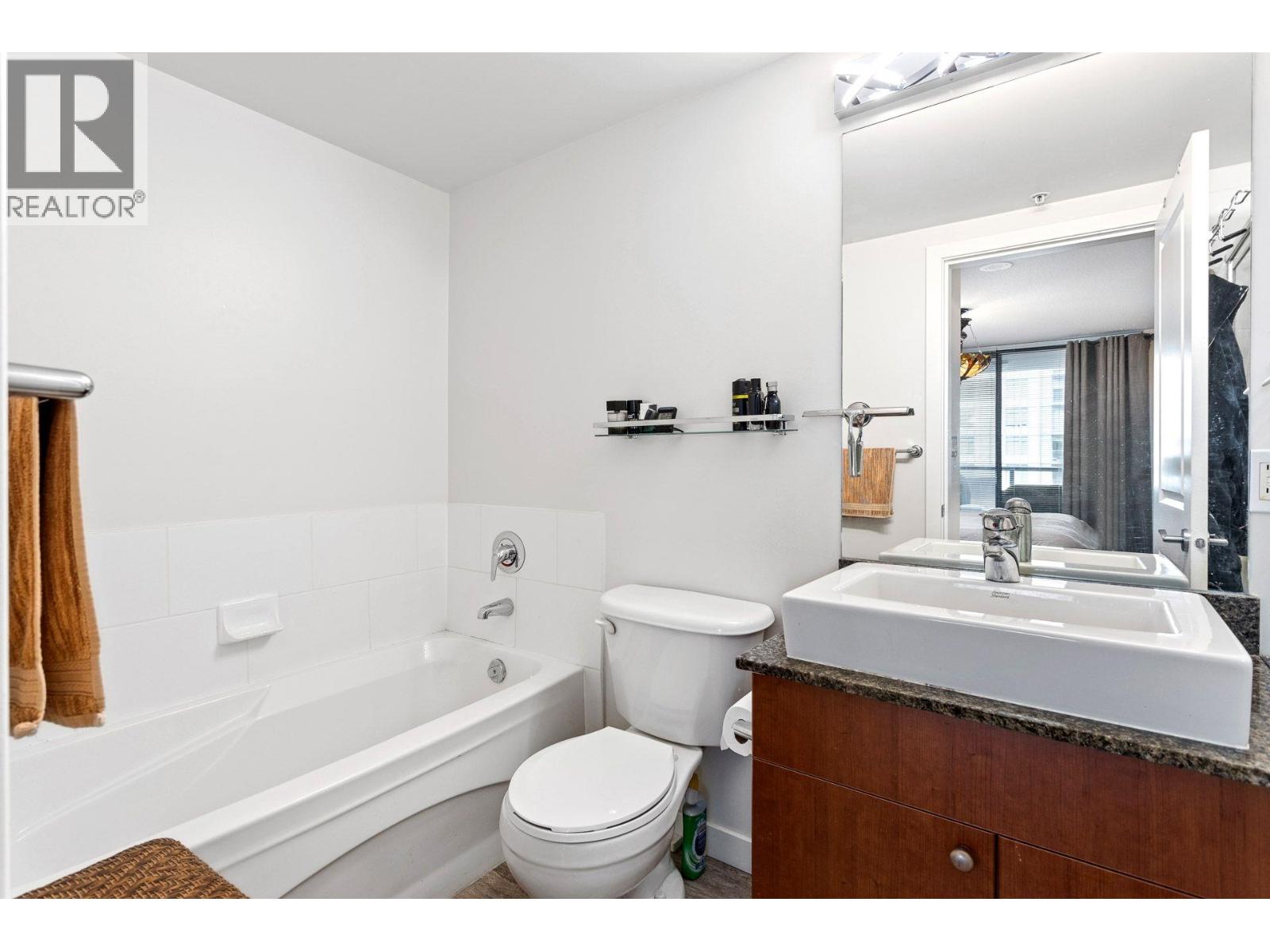 1106 610 VICTORIA STREET, New Westminster