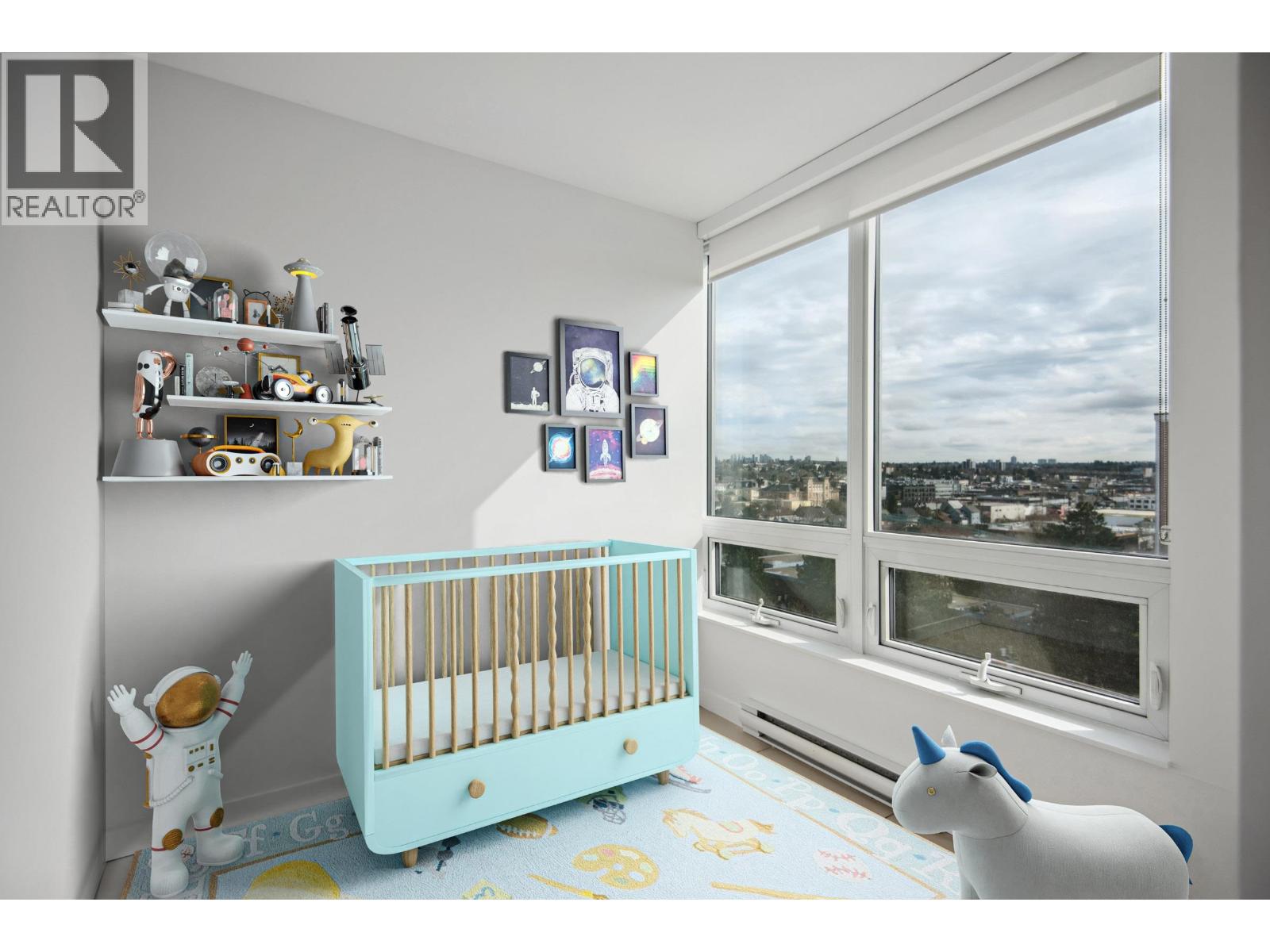 808 933 E HASTINGS STREET, Vancouver