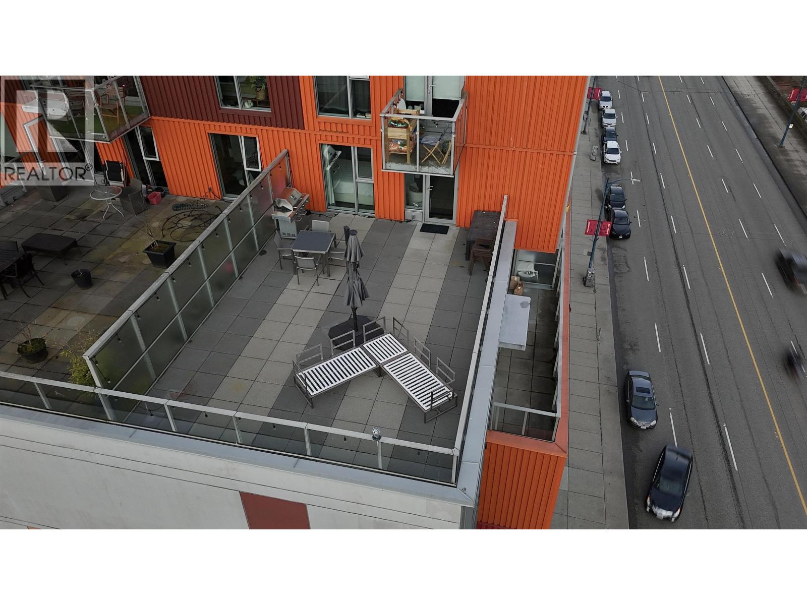 808 933 E HASTINGS STREET, Vancouver