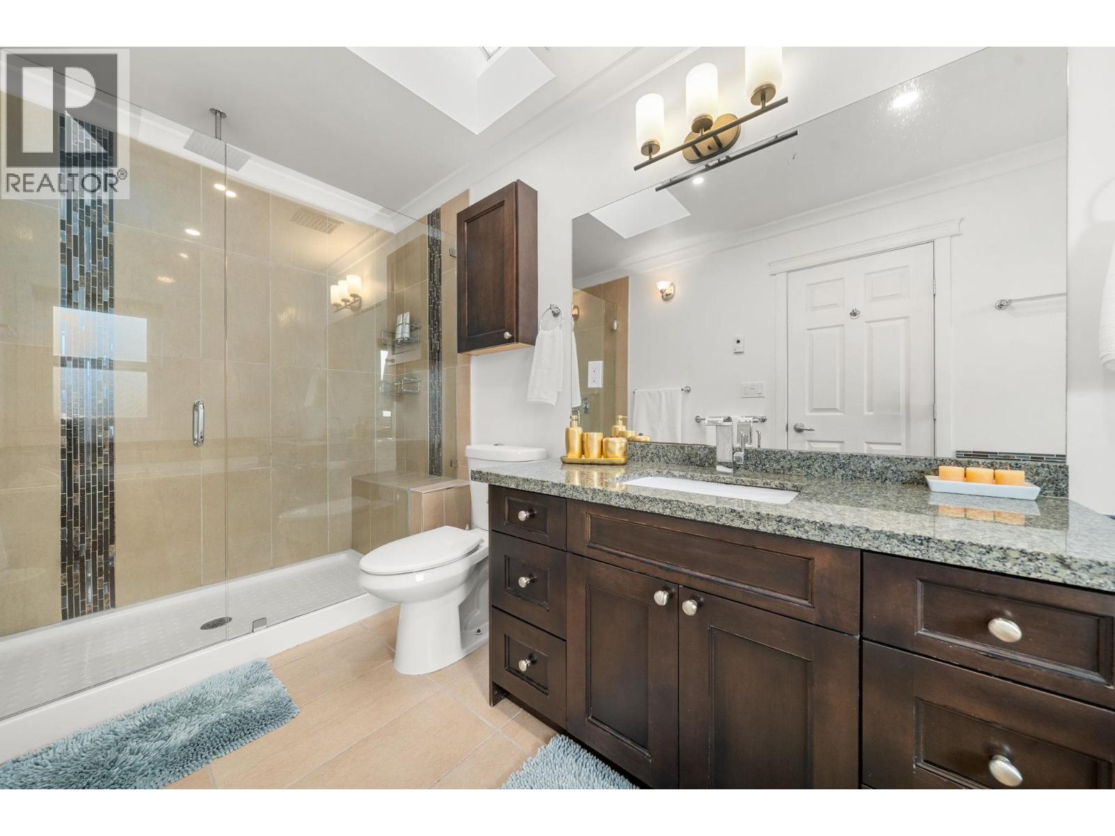 2733 TEMPE GLEN DRIVE, North Vancouver