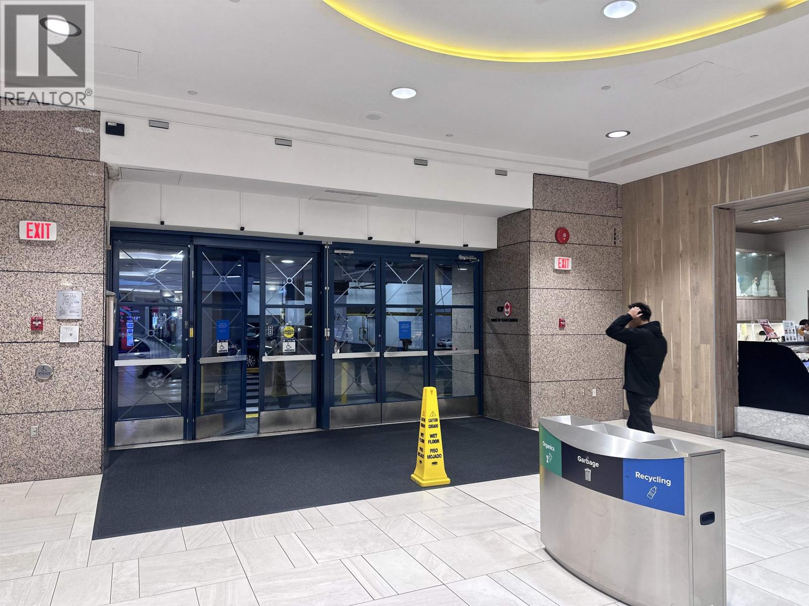 Business in Richmond - Image 7