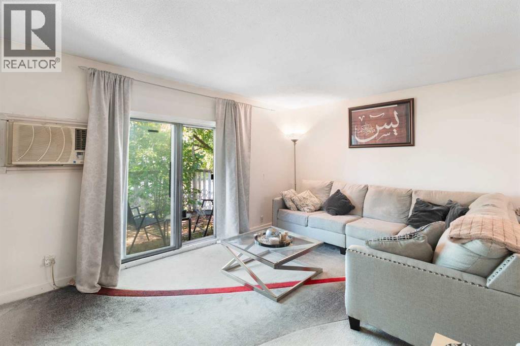 Single Family House Bi-level for Sale in  Dover Crescent SE Dover Calgary 