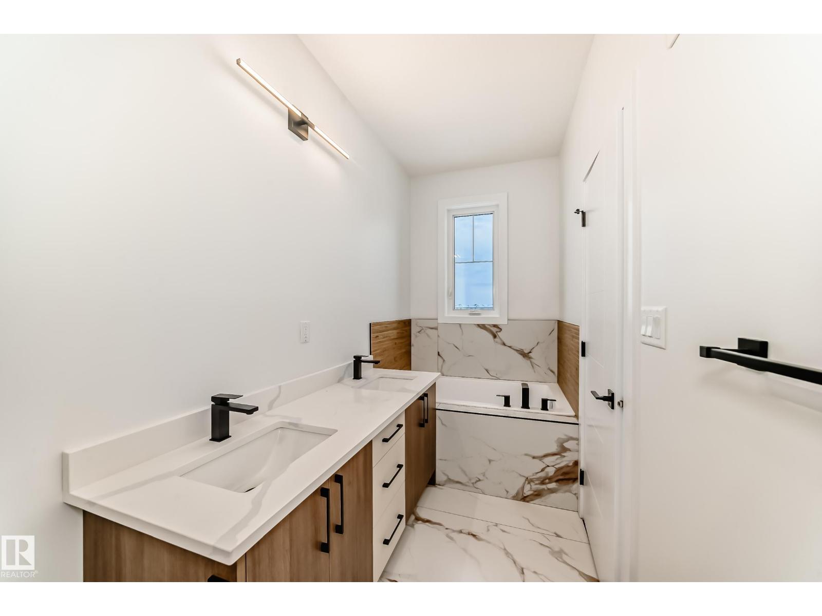 81 Elliot WD, Fort Saskatchewan