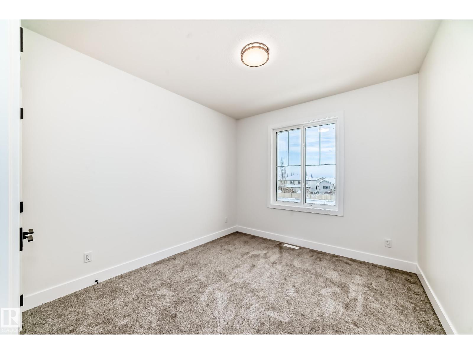 81 Elliot WD, Fort Saskatchewan