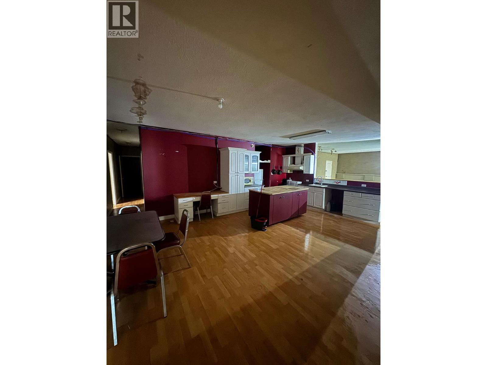 1034 Trans Canada Highway, Cache Creek
