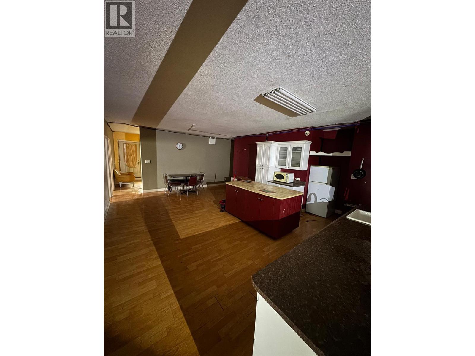 1034 Trans Canada Highway, Cache Creek