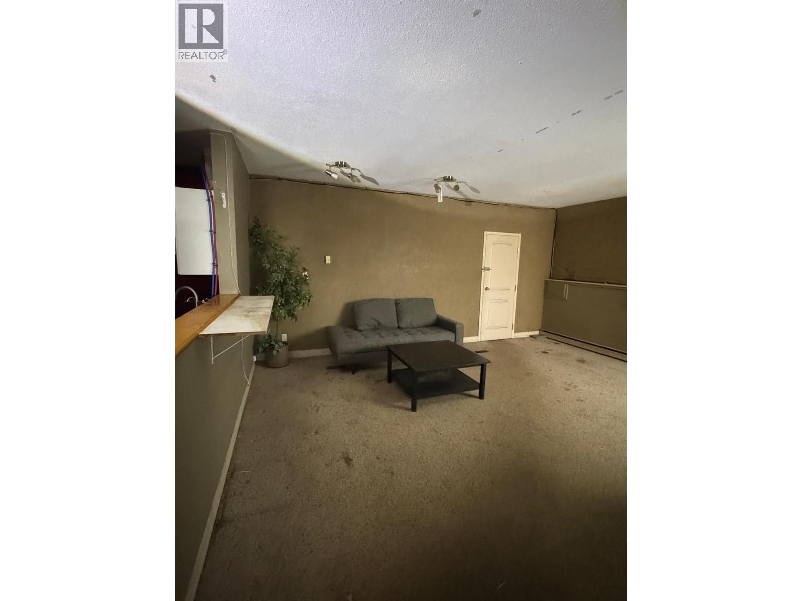1034 Trans Canada Highway, Cache Creek