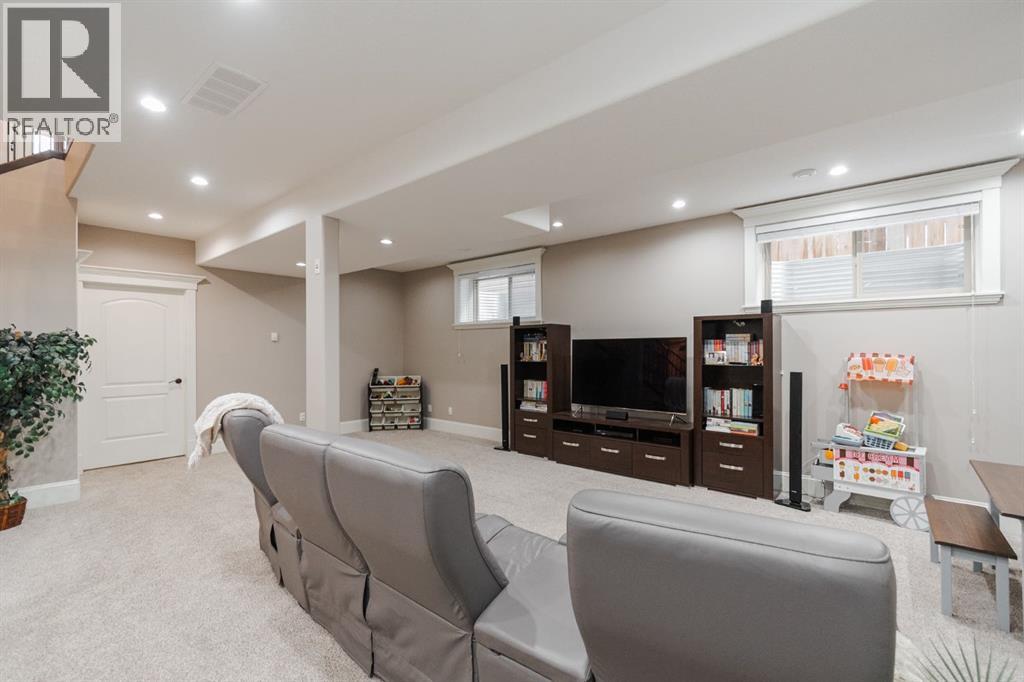 328 Sandpiper Road, Fort McMurray