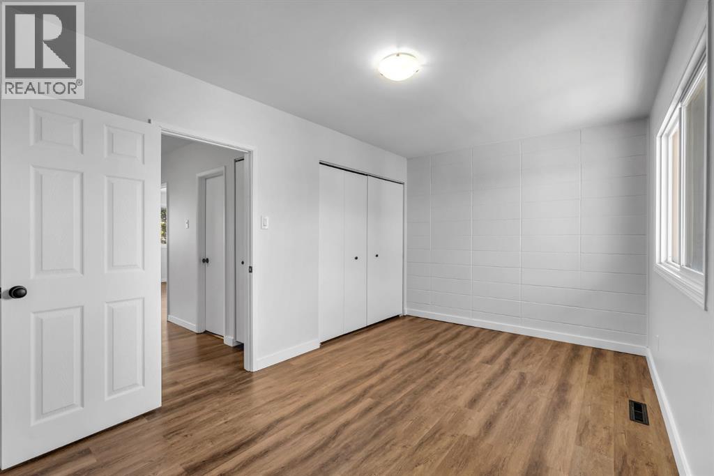 Single Family House for Sale in    Street NE Vista Heights Calgary 