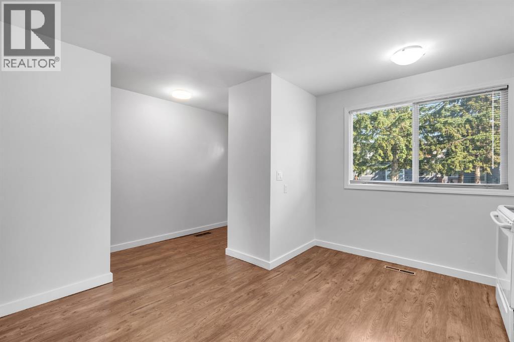 Single Family House for Sale in    Street NE Vista Heights Calgary 