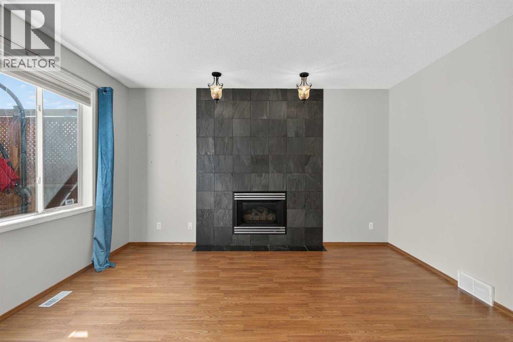 Single Family House for Sale in  Mt Apex Crescent SE McKenzie Lake Calgary 