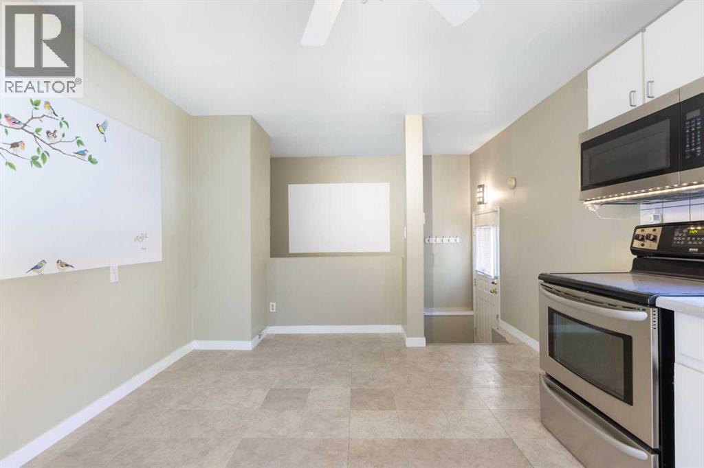 Single Family House Bungalow for Sale in  Kingsland Place SW Kingsland Calgary 