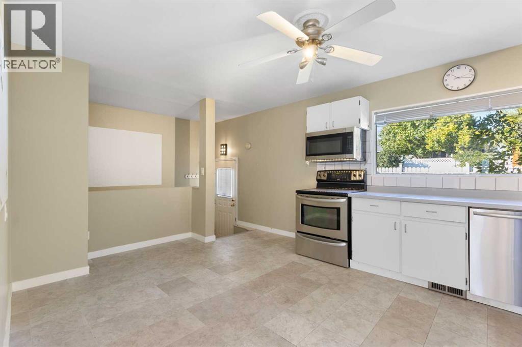 Single Family House Bungalow for Sale in  Kingsland Place SW Kingsland Calgary 