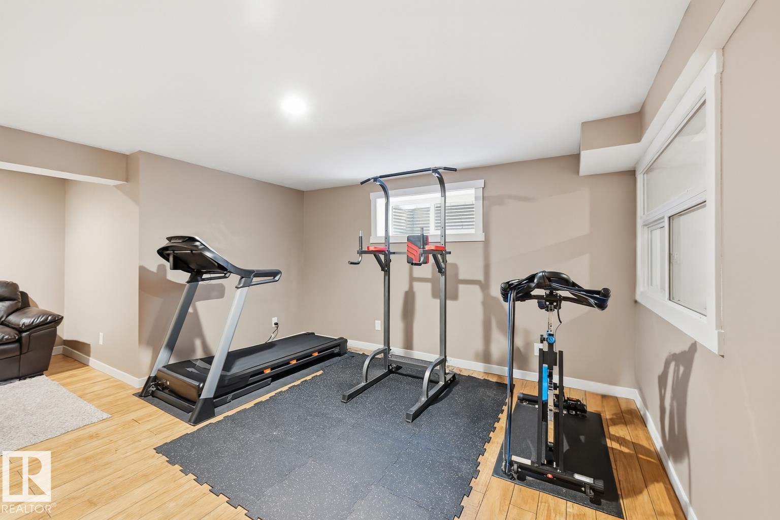 2292 WARRY LO SW, Edmonton