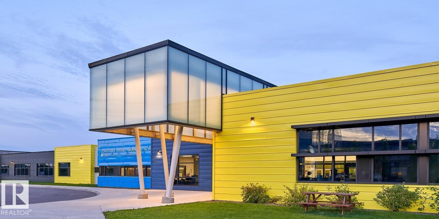 2292 WARRY LO SW, Edmonton