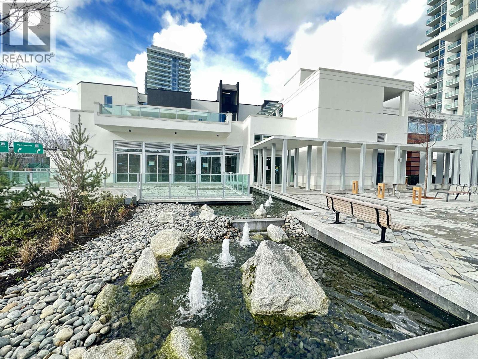 1625 LIONS GATE LANE, North Vancouver