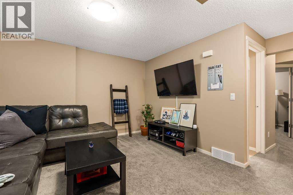 Single Family House for Sale in  Mahogany Drive SE Mahogany Calgary 