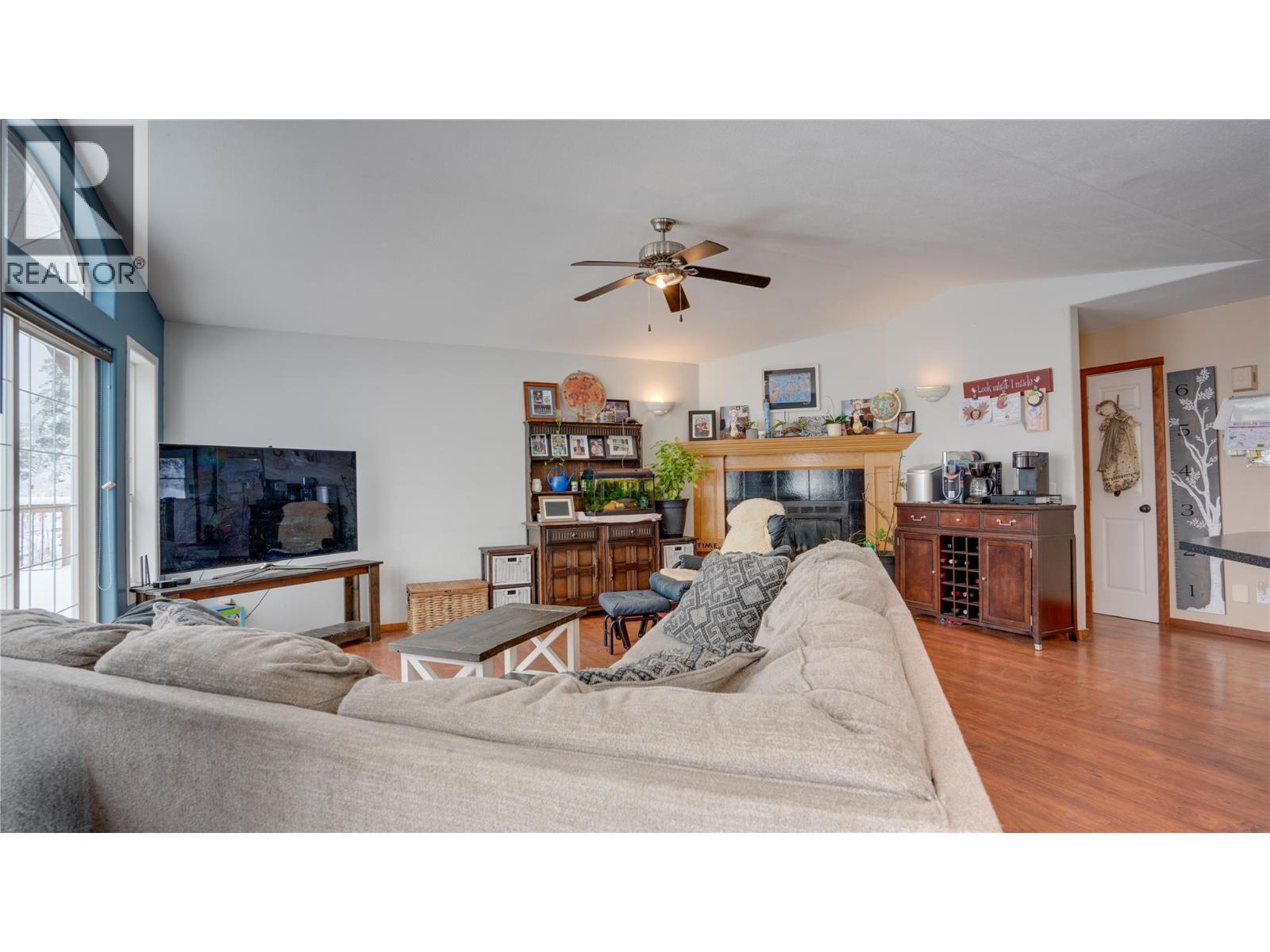 2086 Yankee Flats Road, Salmon Arm