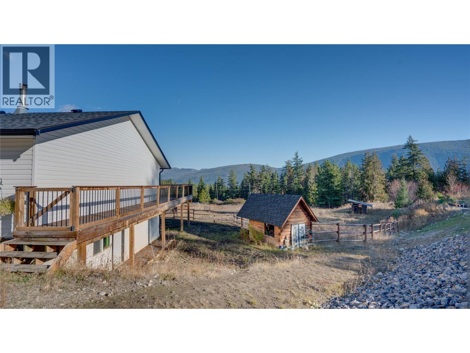 2086 Yankee Flats Road, Salmon Arm