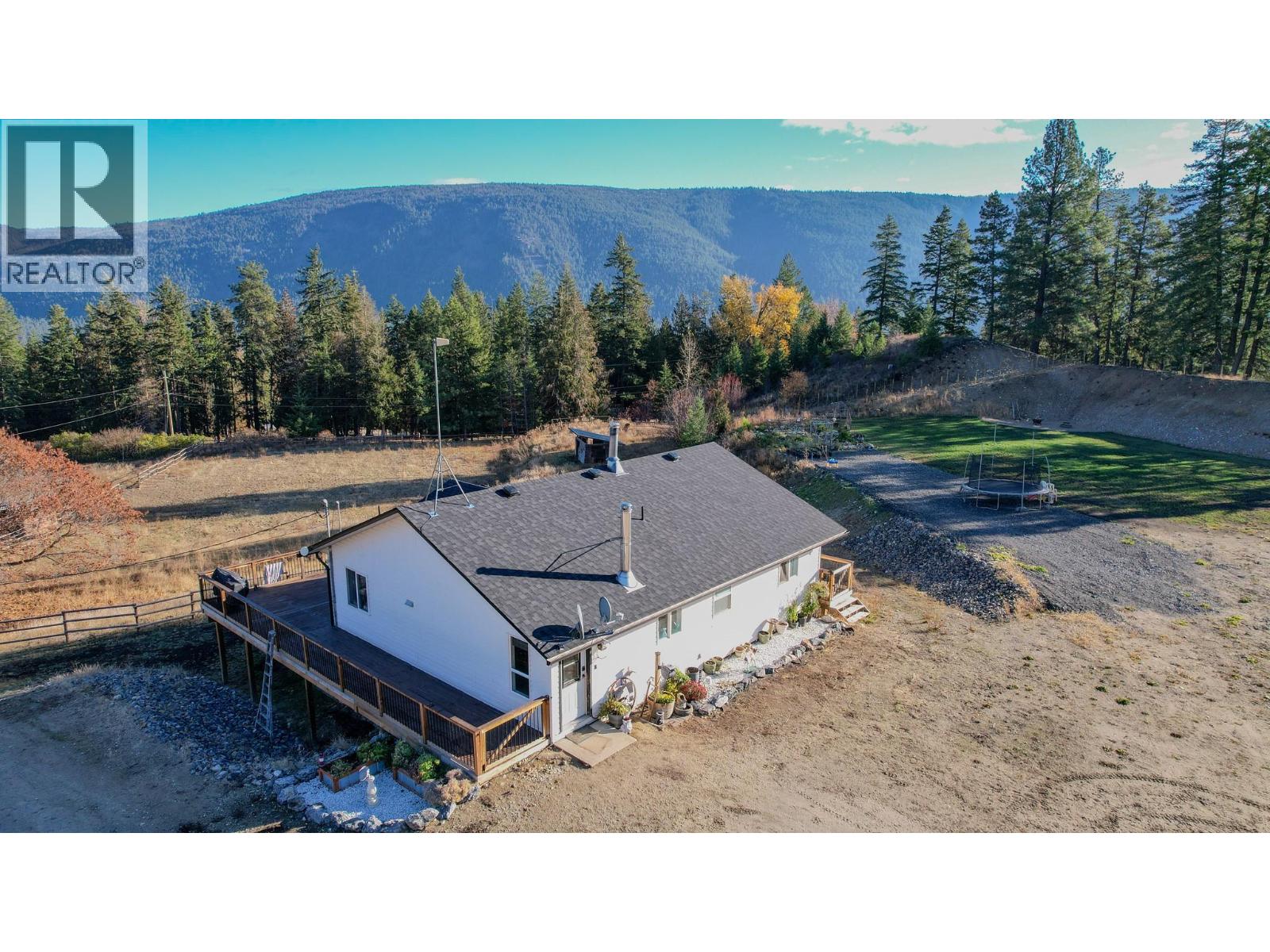 2086 Yankee Flats Road, Salmon Arm