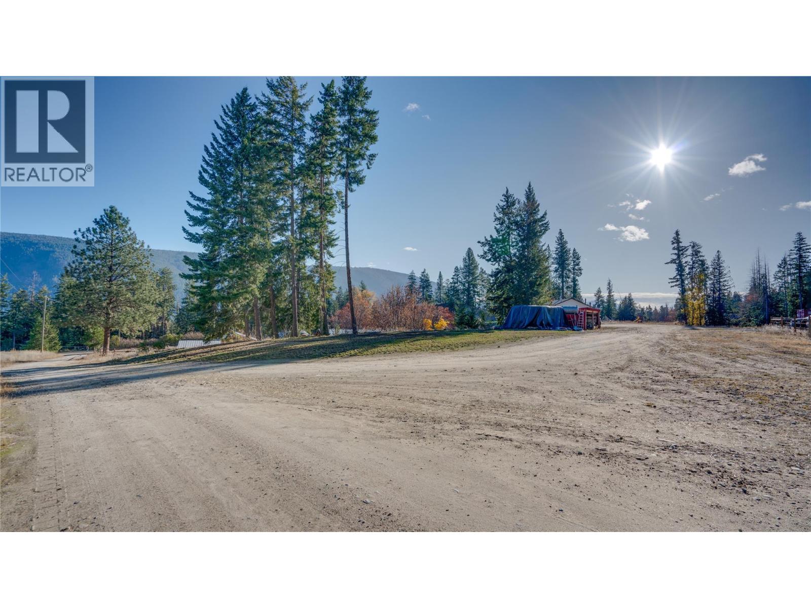 2086 Yankee Flats Road, Salmon Arm