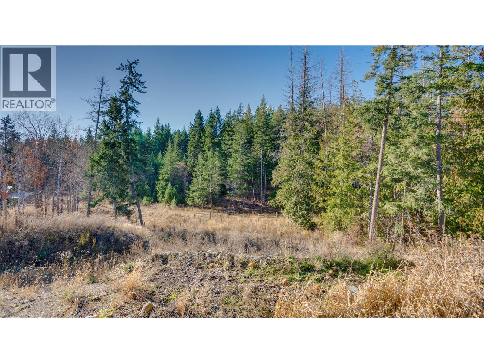 2086 Yankee Flats Road, Salmon Arm