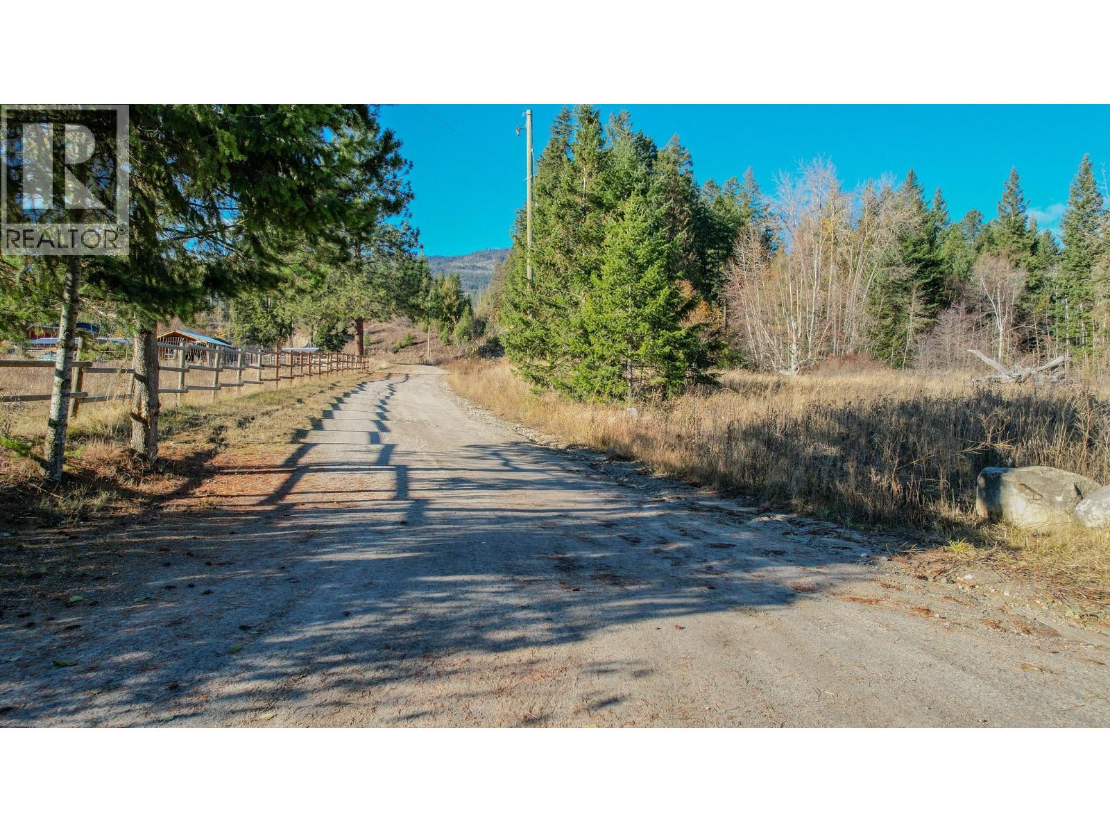 2086 Yankee Flats Road, Salmon Arm