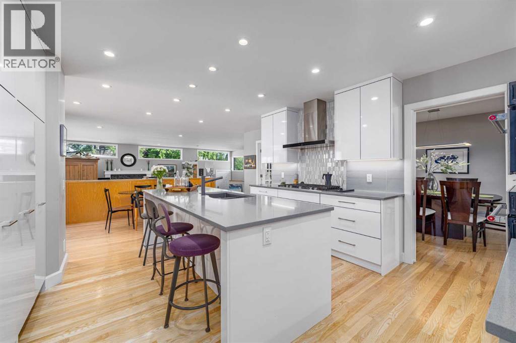 Single Family House 5 Level for Sale in   Avenue NW St Andrews Heights Calgary 