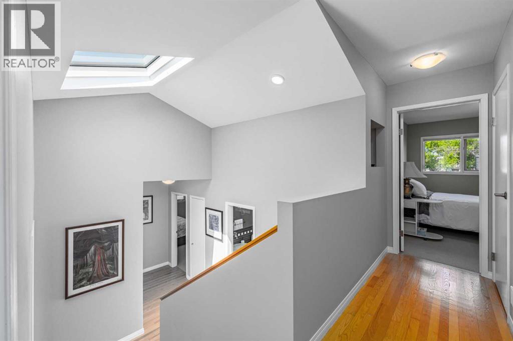 Single Family House 5 Level for Sale in   Avenue NW St Andrews Heights Calgary 