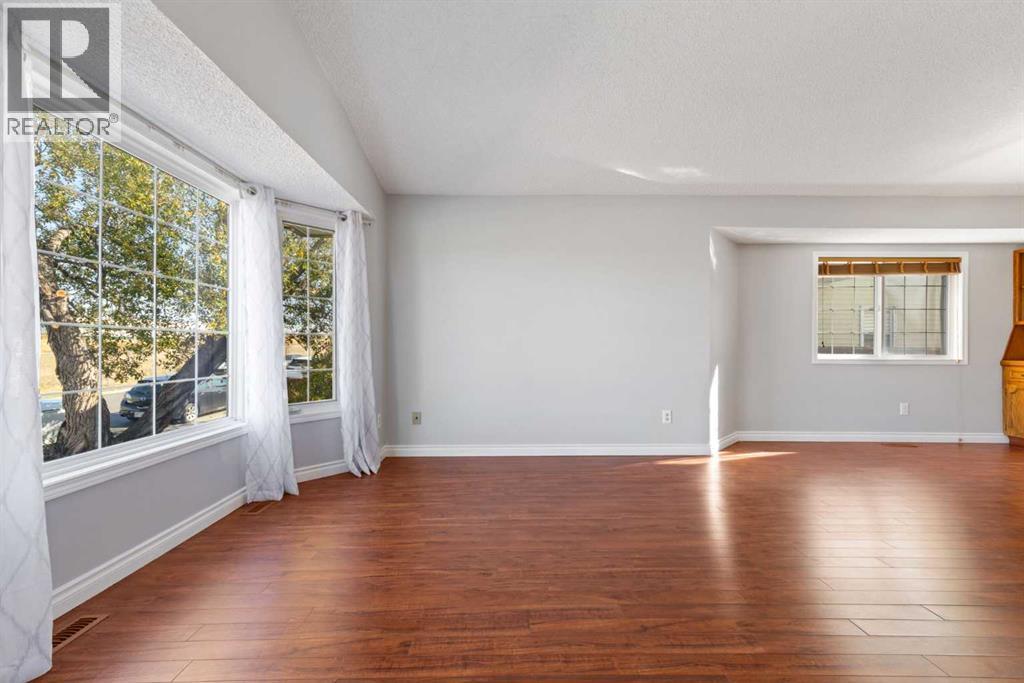 Single Family House for Sale in  Whitworth Way NE Whitehorn Calgary 