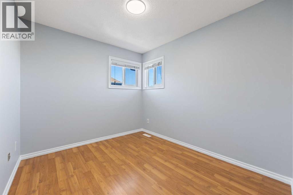 Single Family House for Sale in  Whitworth Way NE Whitehorn Calgary 