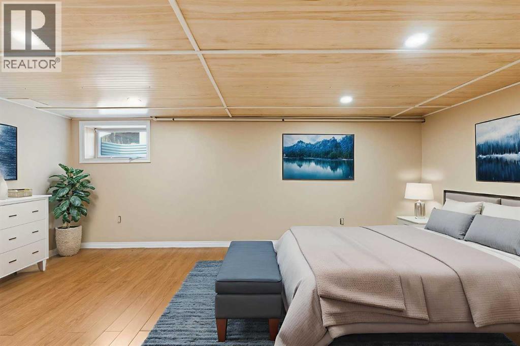 Single Family House for Sale in  Whitworth Way NE Whitehorn Calgary 