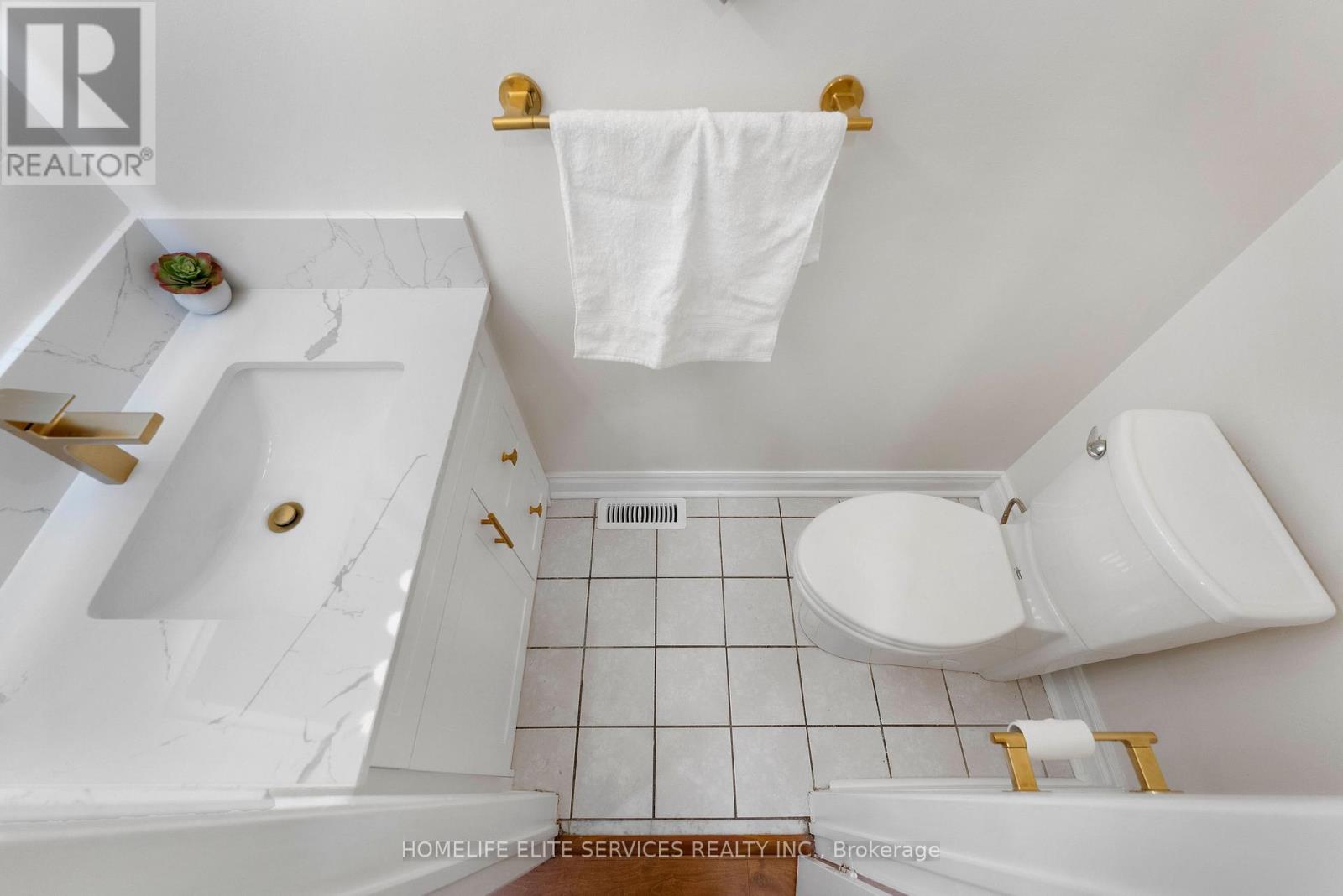 5 LENTHALL AVENUE - 15