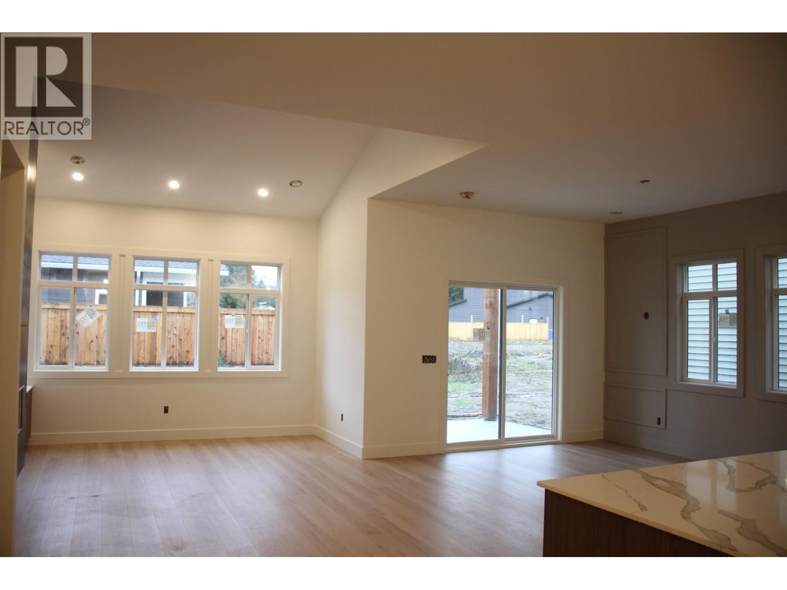 4004 NASH Drive, Terrace