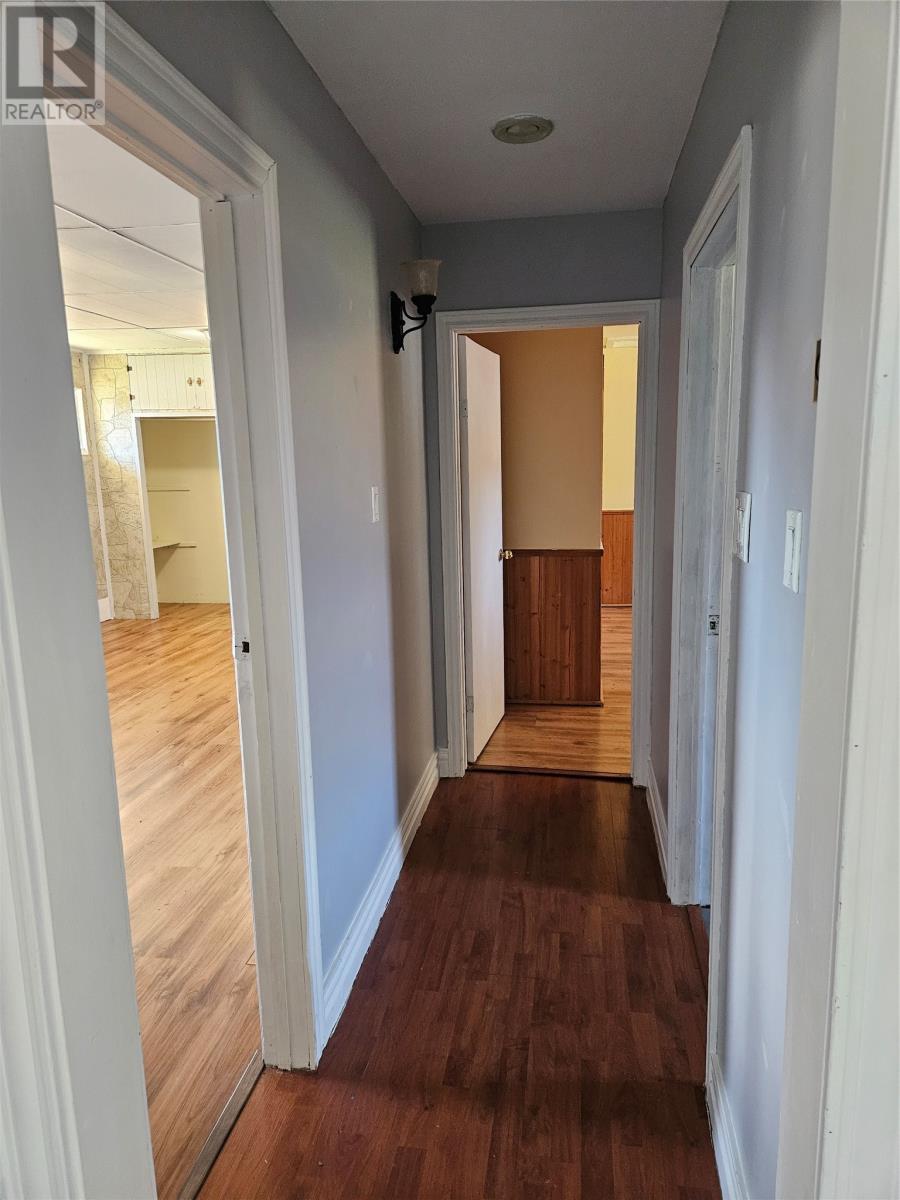 46 Main Street - Image 8