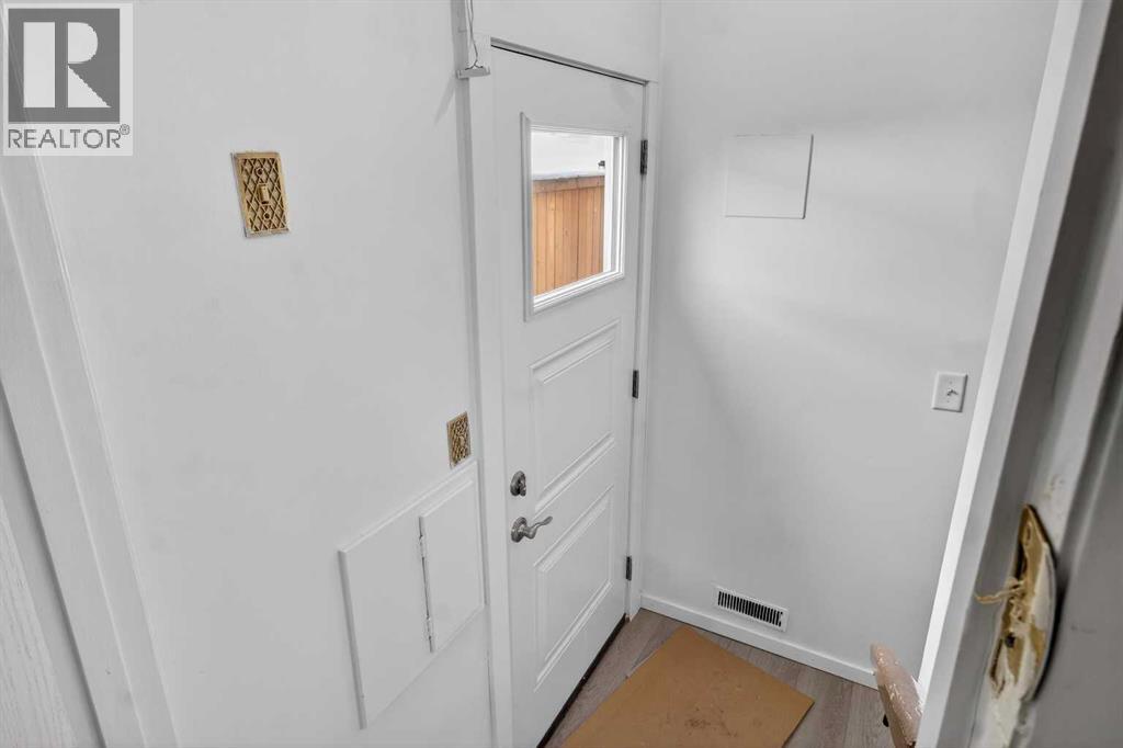 Single Family House Bungalow for Sale in  Dover Ridge Drive SE Dover Calgary 