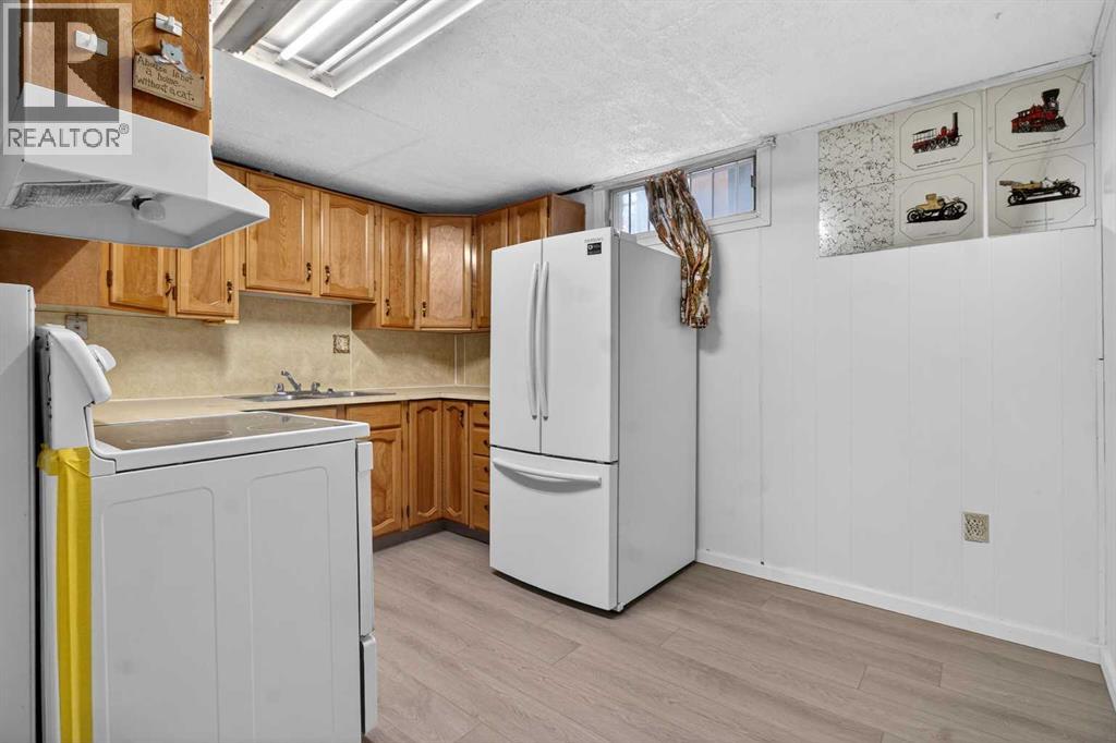 Single Family House Bungalow for Sale in  Dover Ridge Drive SE Dover Calgary 