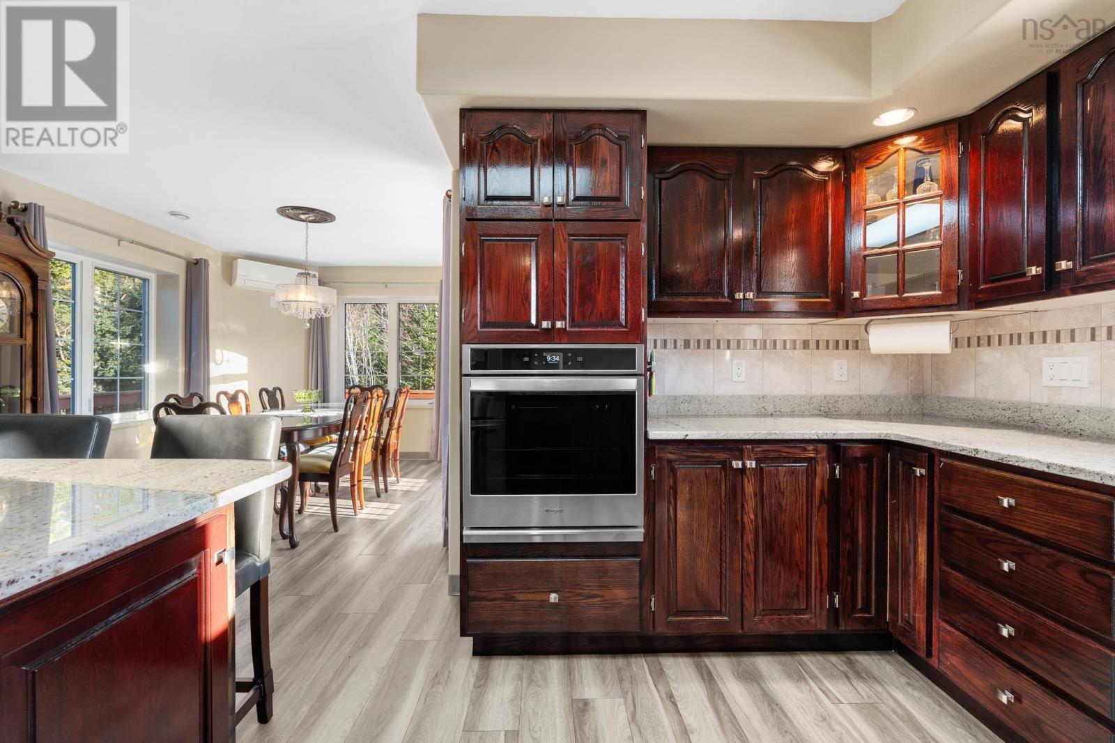 Property 16 of 49 of 1312 Waverley Road