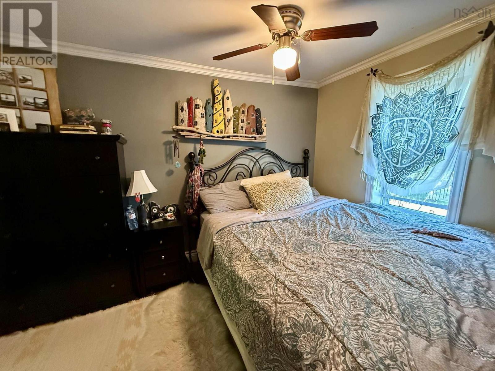 Property 18 of 25 of 280 Two Island Road