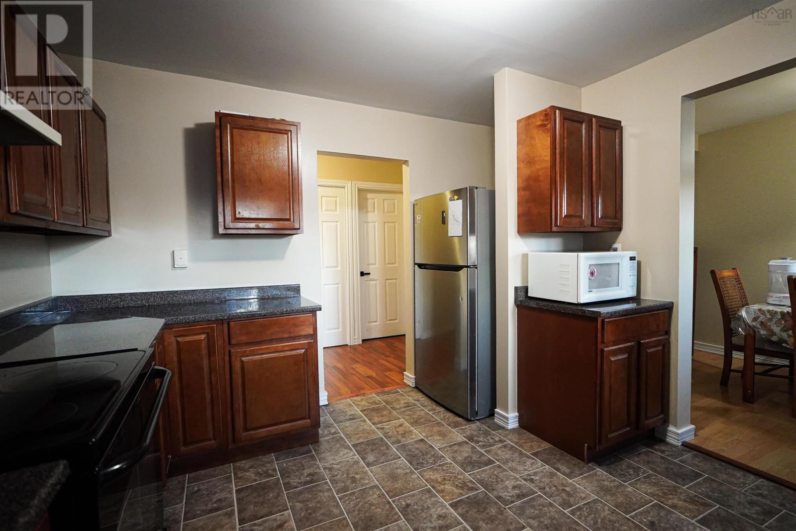 Property 27 of 36 of 4 Lewis Street